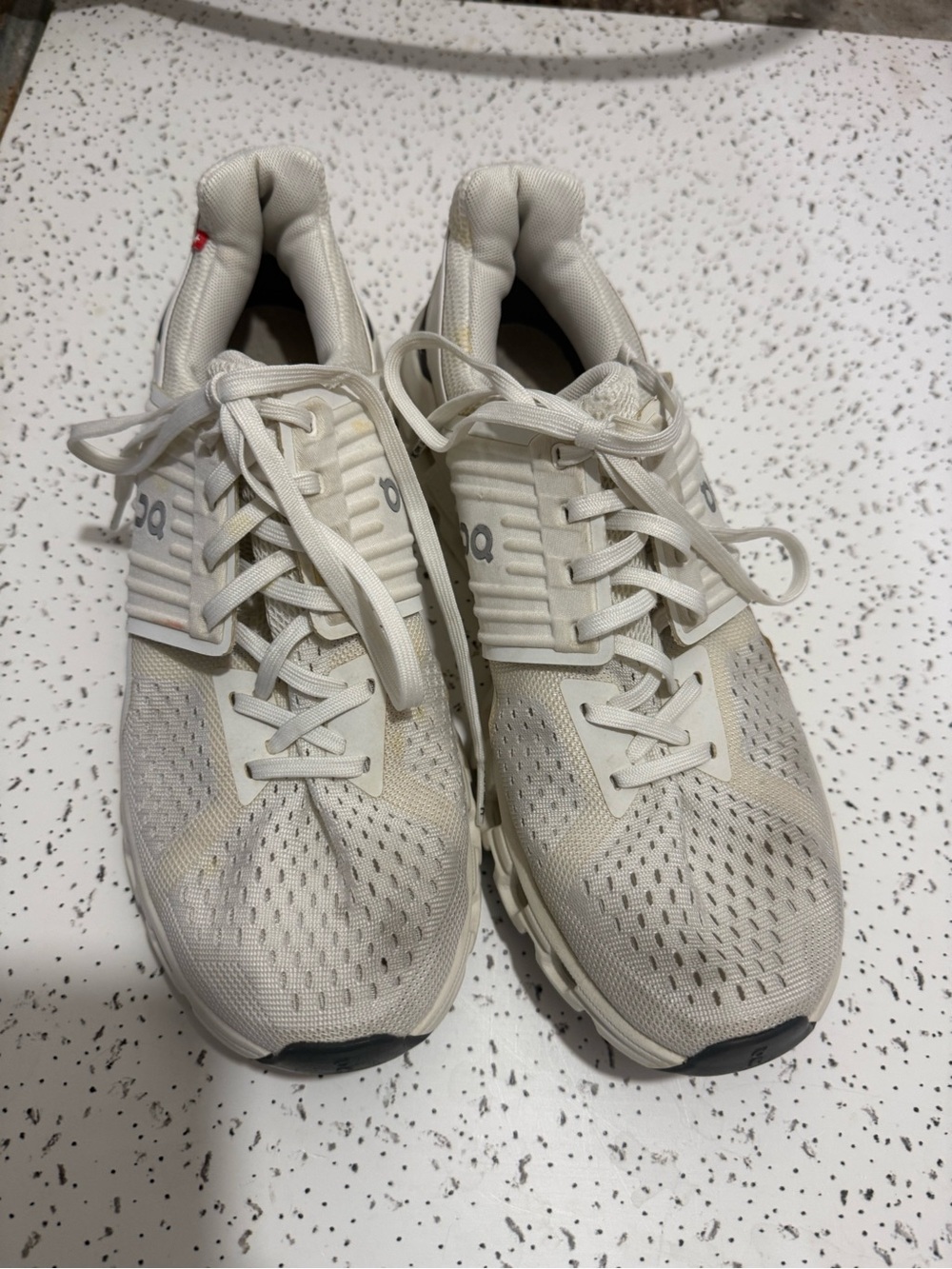 On Running women  Athletic Sneakers in Off-White/Cream